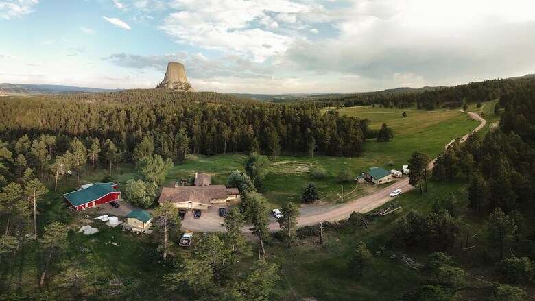 Bed & Breakfast Devils Tower Lodge