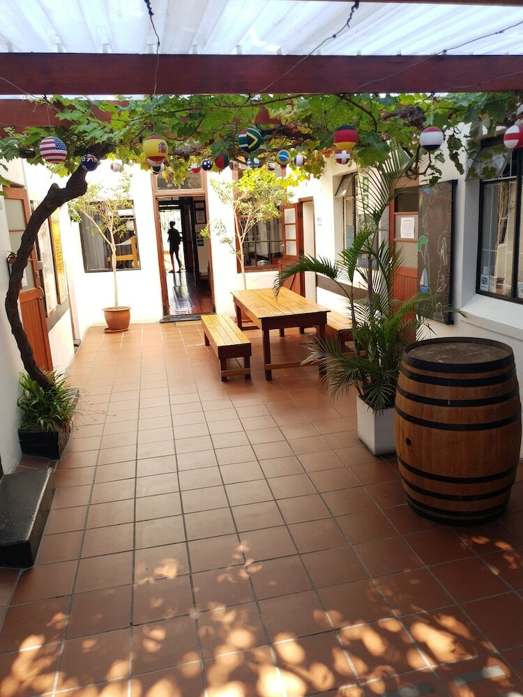Hostal Zebra Crossing Backpackers