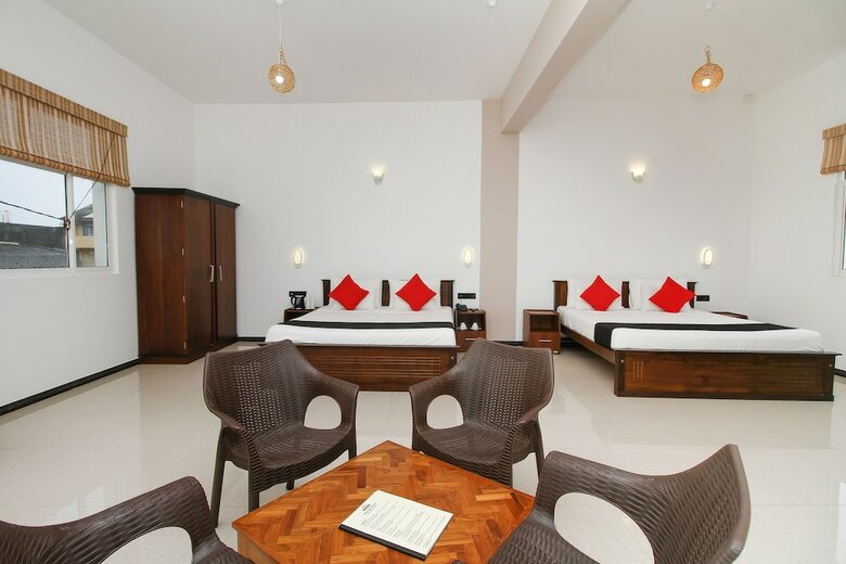 Hotel Capital O 311 Grace Beach Resort