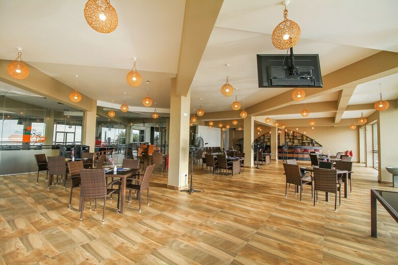 Hotel Capital O 311 Grace Beach Resort