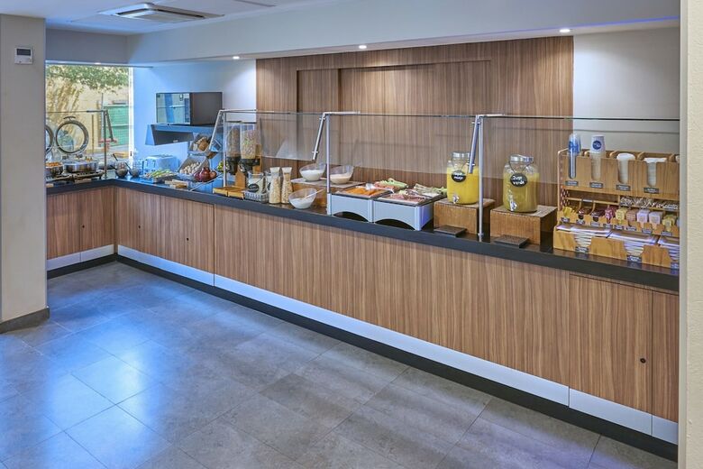 Hotel City Express Saltillo Norte