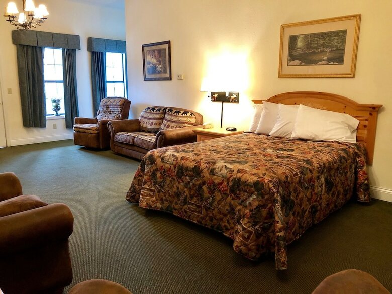 Hotel Riverchase Lodge
