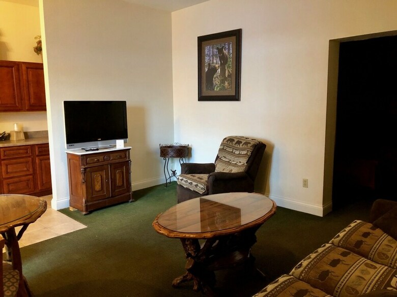 Hotel Riverchase Lodge