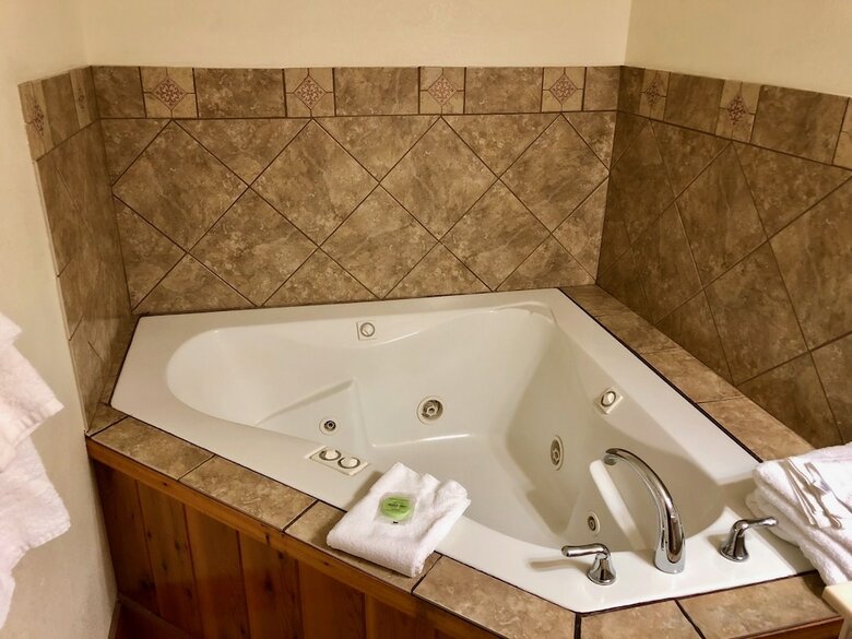 Hotel Riverchase Lodge