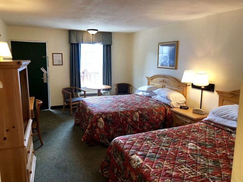 Hotel Riverchase Lodge