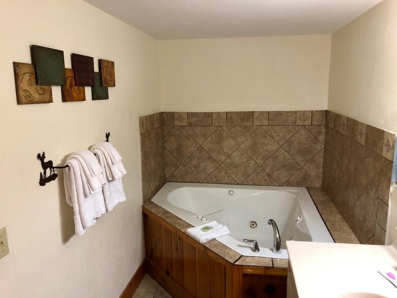 Hotel Riverchase Lodge