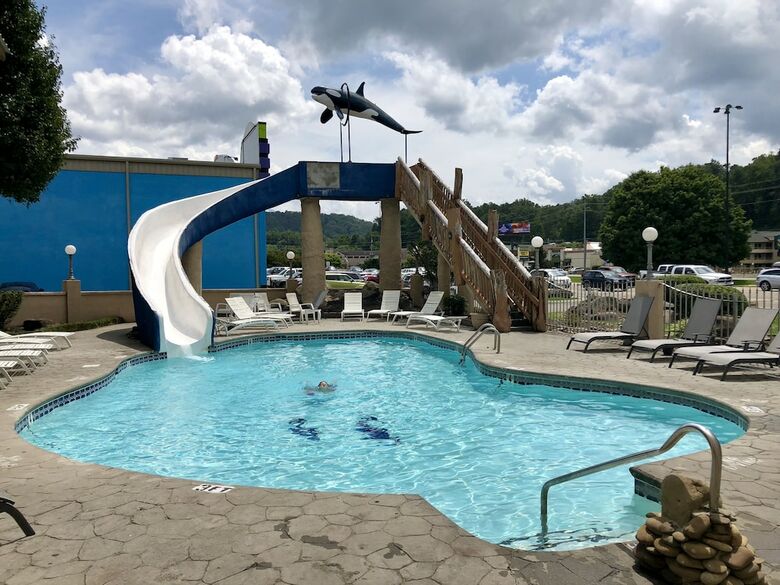 Hotel Riverchase Lodge