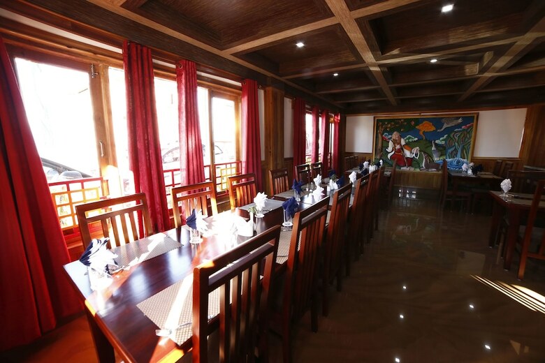 Hotel Buddha Retreat