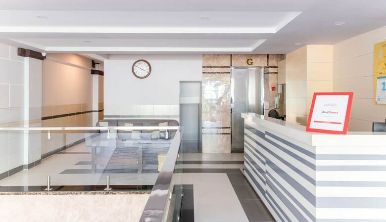 Hotel Reddoorz Plus Near Lotte Mart D7