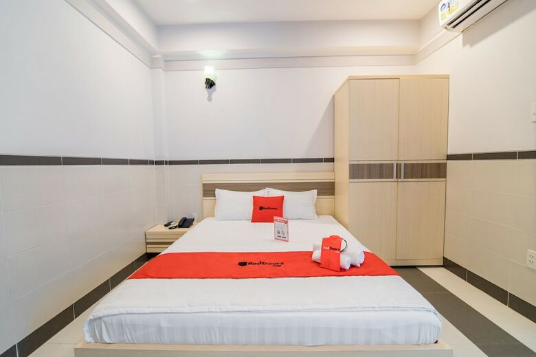Hotel Reddoorz Plus Near Lotte Mart D7
