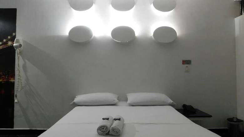 Hotel Suite 45