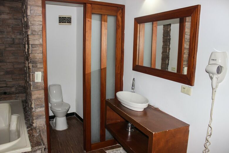 Hotel Suite 45