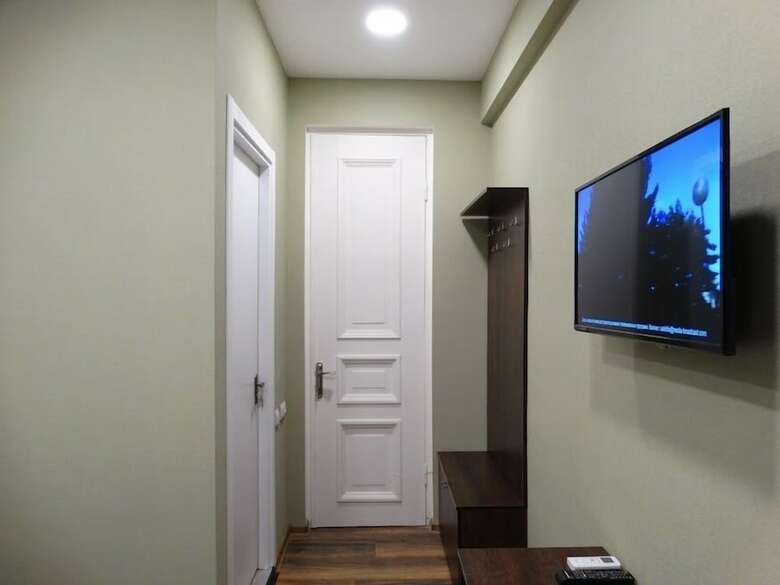 Hotel Iveria