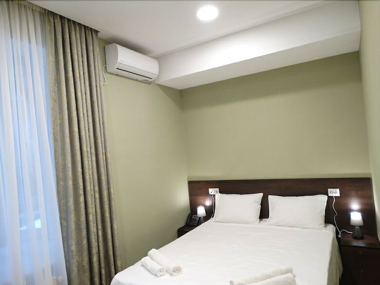 Hotel Iveria