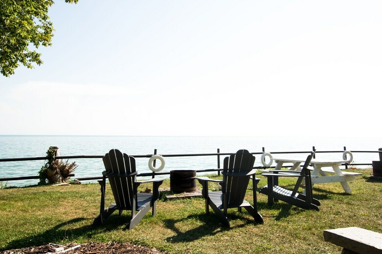 Posada Lakeside Motel