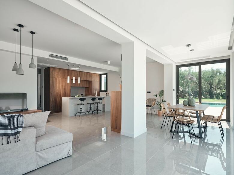 Drallos Luxury Villa