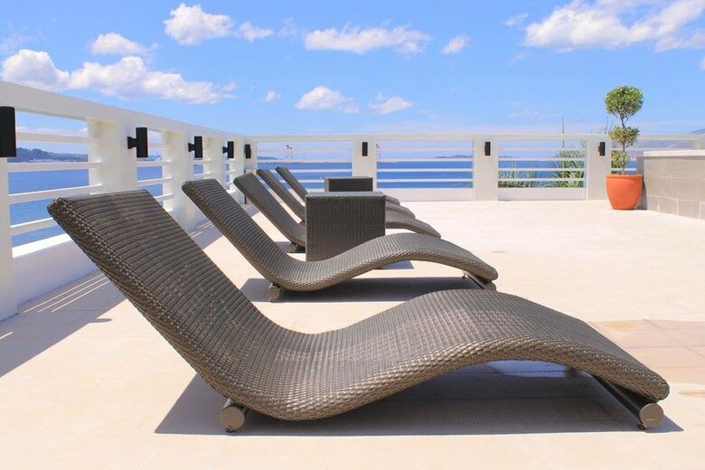 Terrace Hotel Subic Bay