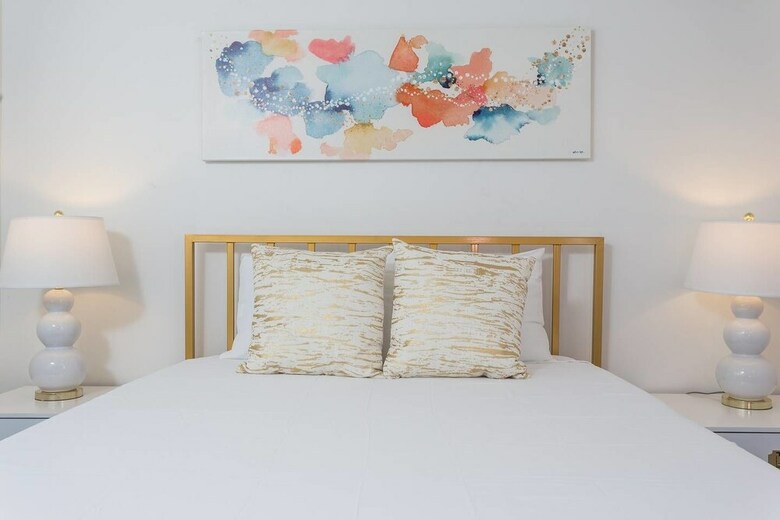 Apartamentos 8 Brs Comprised Of 2 Suites By Domio