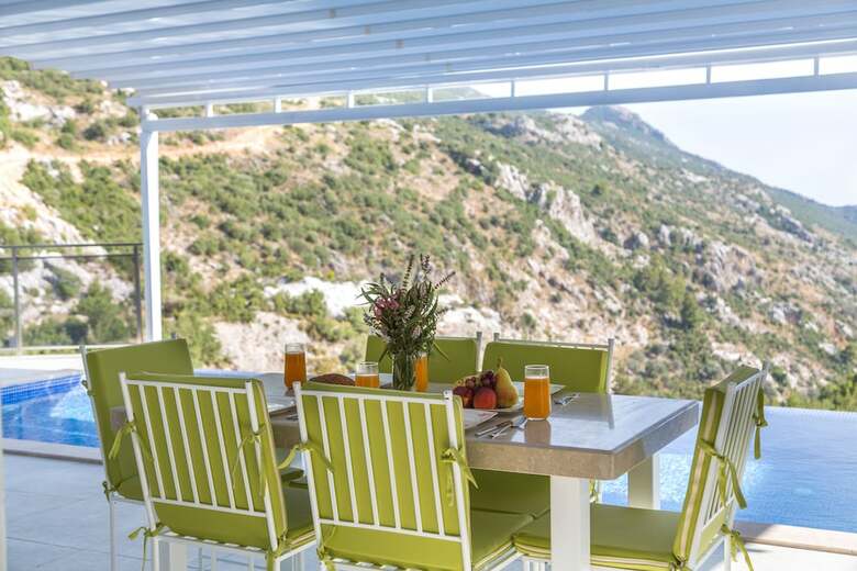 Villa Infinity Wild