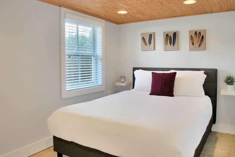 Spacious 3br/2ba In Uptown Nola W/ Yard By Domio