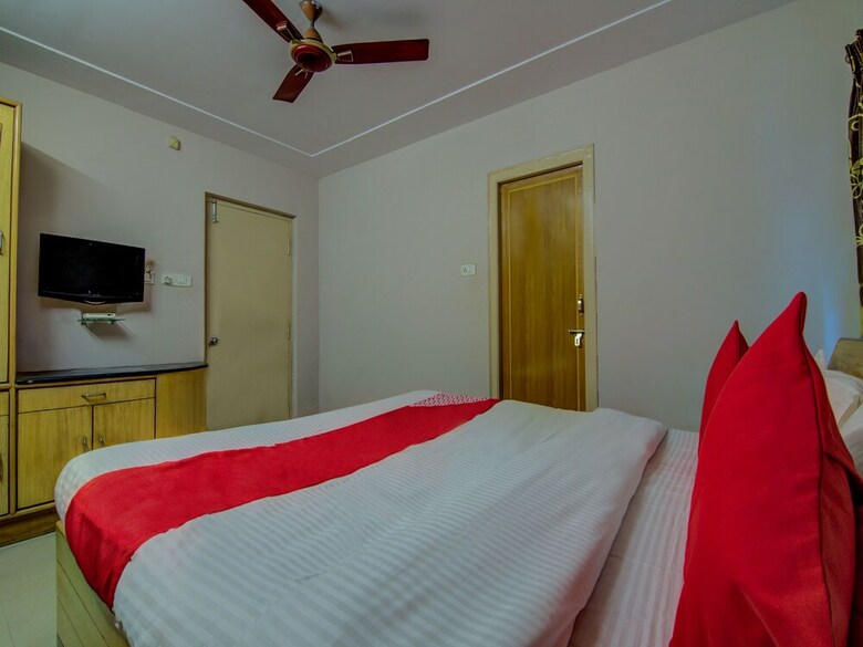 Hotel Oyo 14910 Sri Ganesh Swathi Residency
