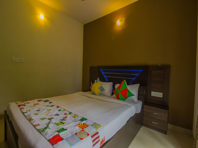 Apartamentos Oyo 16780 Home 2bhk With Pool Assagaon