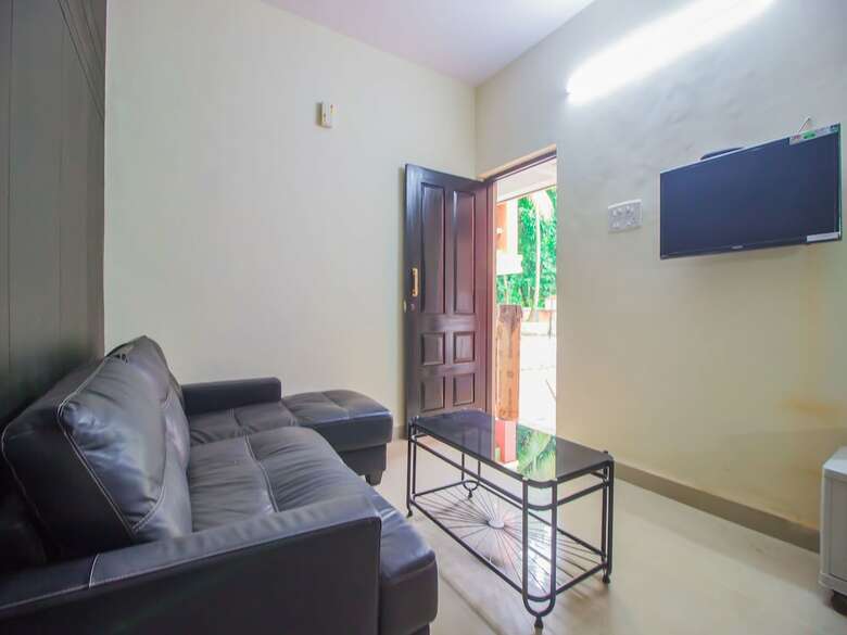 Apartamentos Oyo 16698 Home Field View 2bhk Utorda