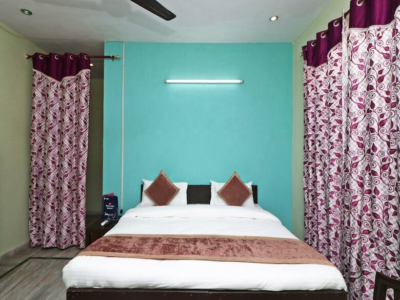 Hotel Oyo 16146 Royal Guest House