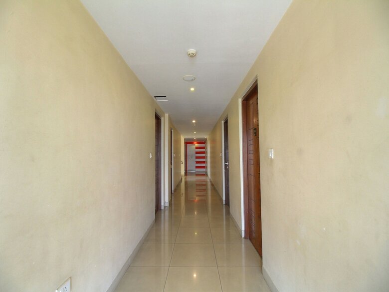 Oyo 1531 Vels Grand Inn Hotel