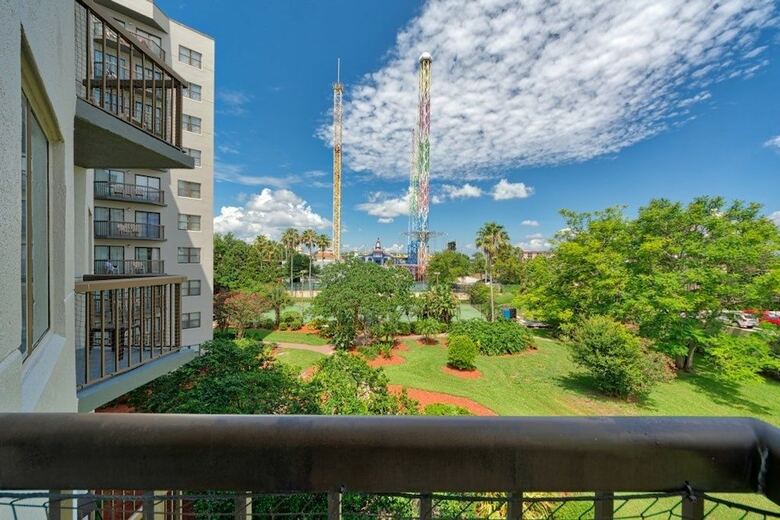 Apartment & Town Homes Close To Disney
