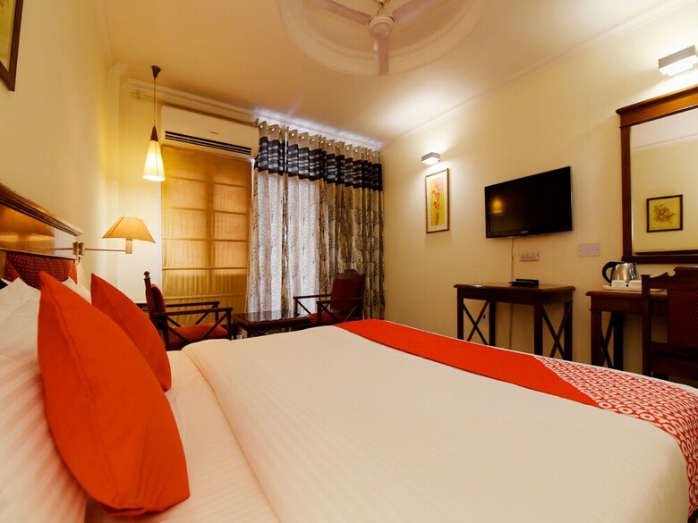 Hotel Oyo 17097 Kenwood Resort