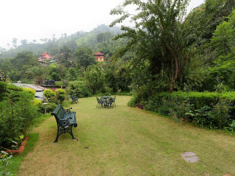 Hotel Oyo 17097 Kenwood Resort