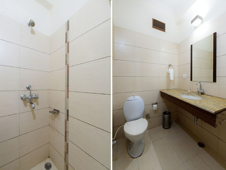 Hotel Oyo 17097 Kenwood Resort