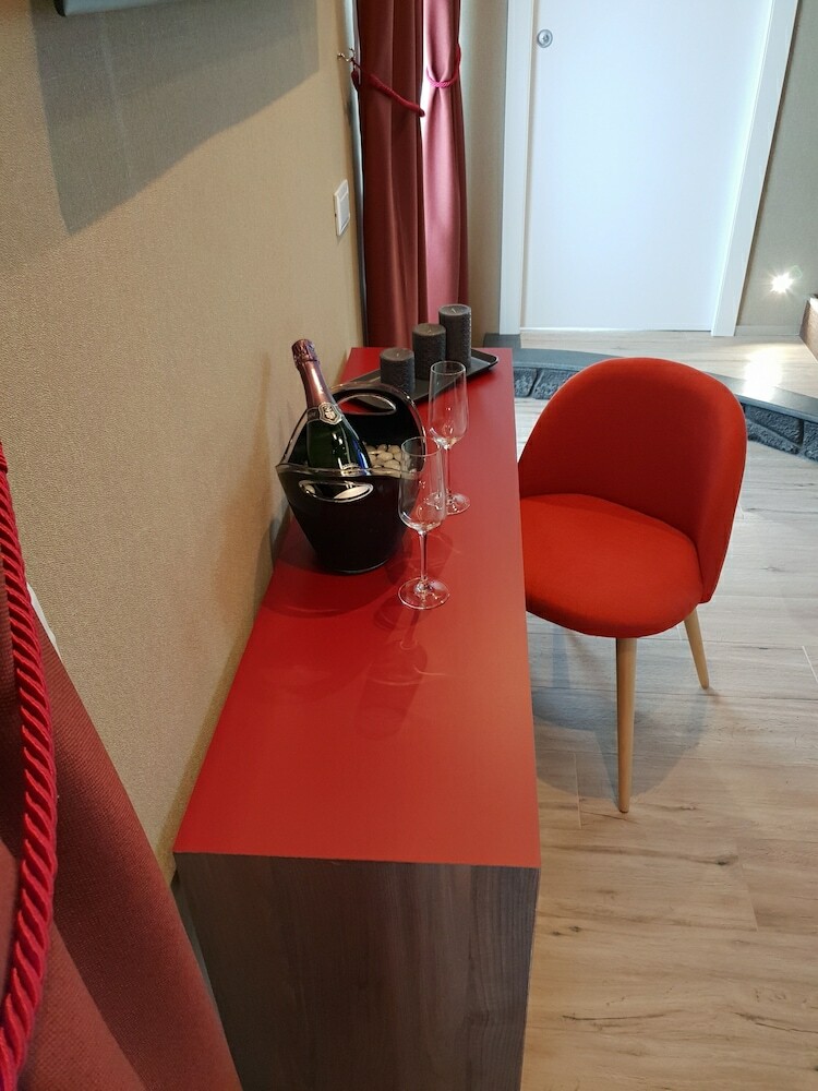 Hotel Th Luxury Rooms