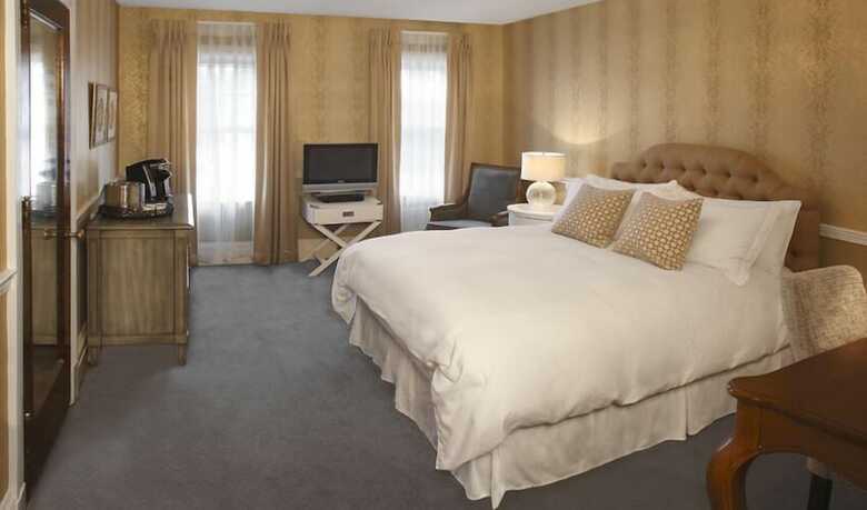 Hotel General Sutter Inn