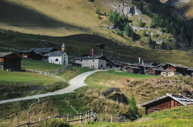 Tratterhof - The Mountain Sky Hotel