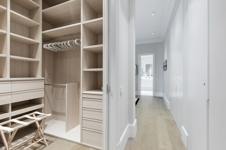 Justicia Apartment II