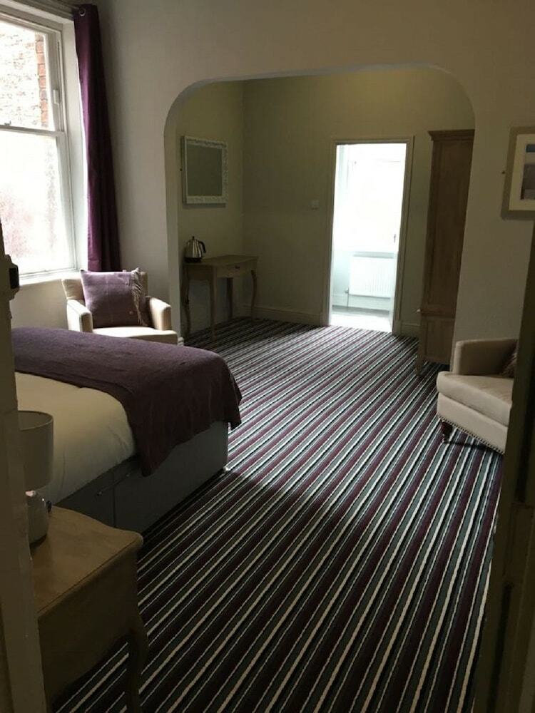The Royal Hotel
