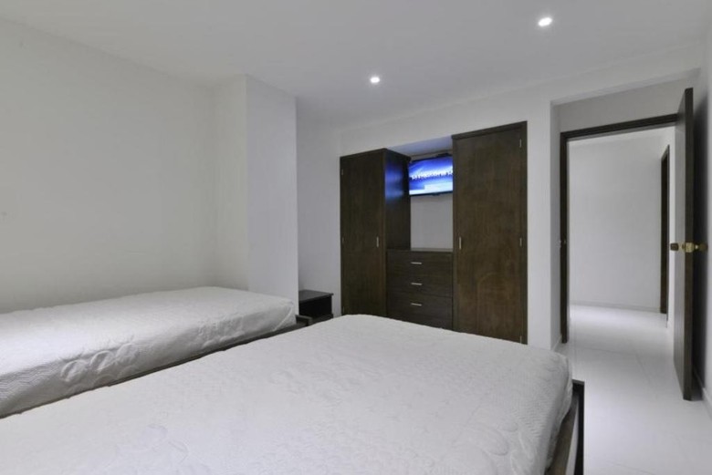 Tropical Breeze Apartamentos