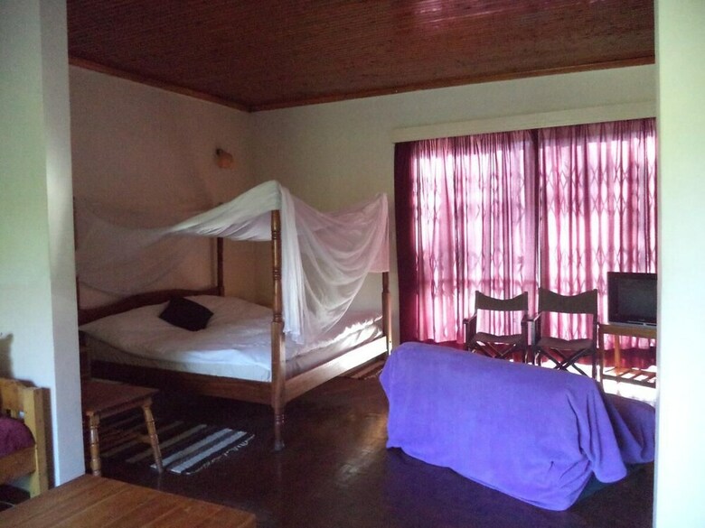 Karen Camp Hotel