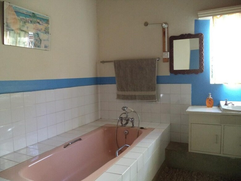 Karen Camp Hotel