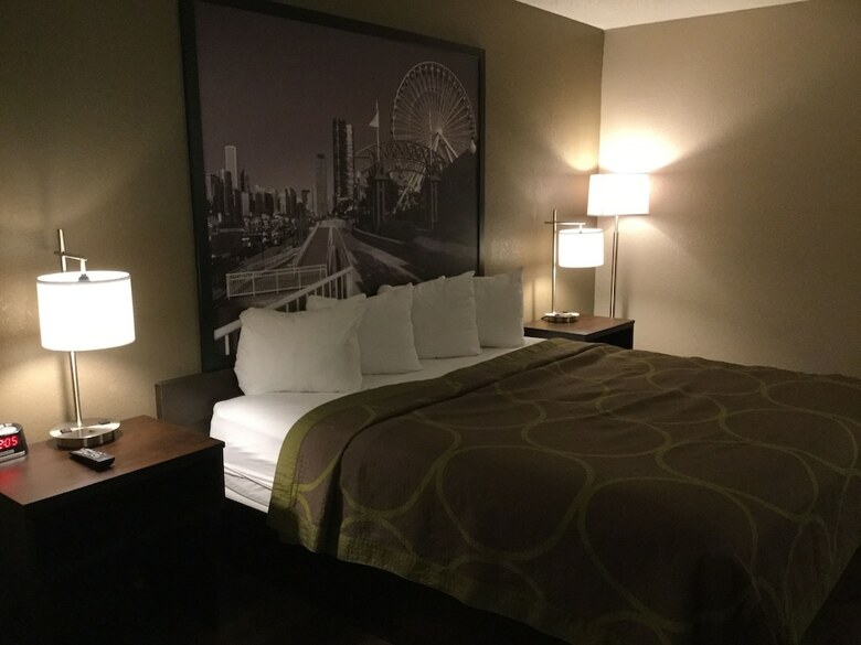 Hotel Super 8 By Wyndham South Holland