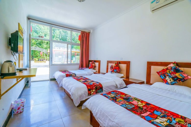 Yijie Holiday Hotel Water Greatwall No.1