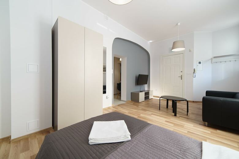 1 Night In Pozna? - Matejki Apartments
