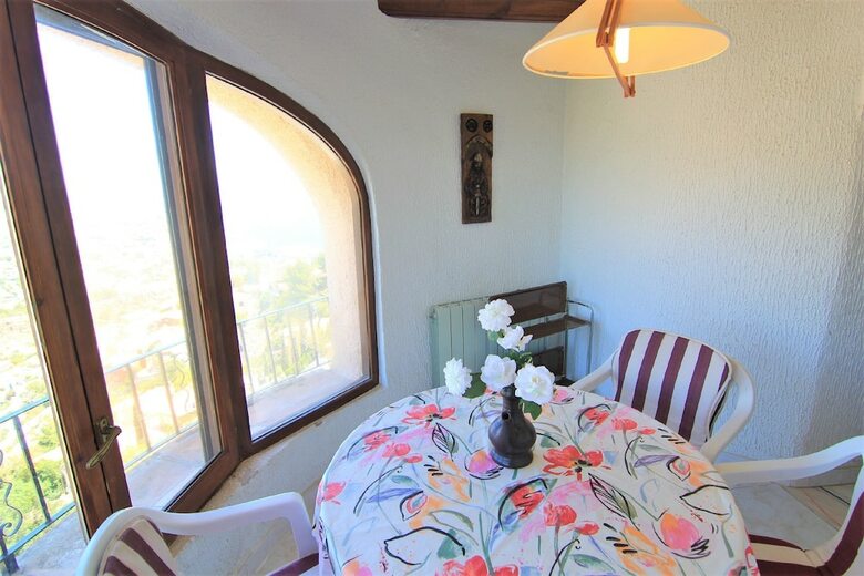 Maryvilla 1056