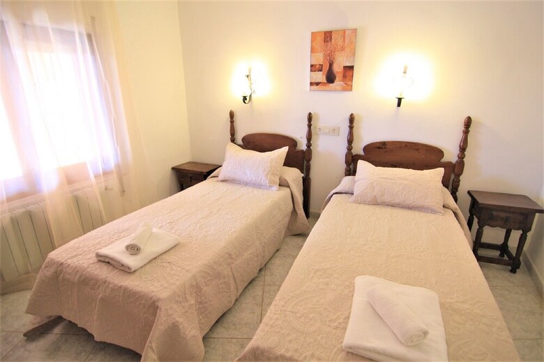 Maryvilla 1056