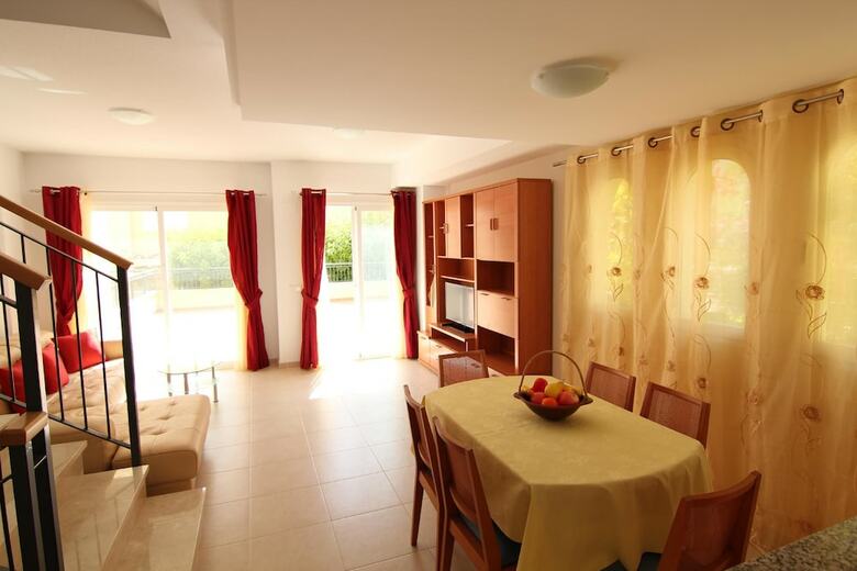 Apartamentos Montesol 69