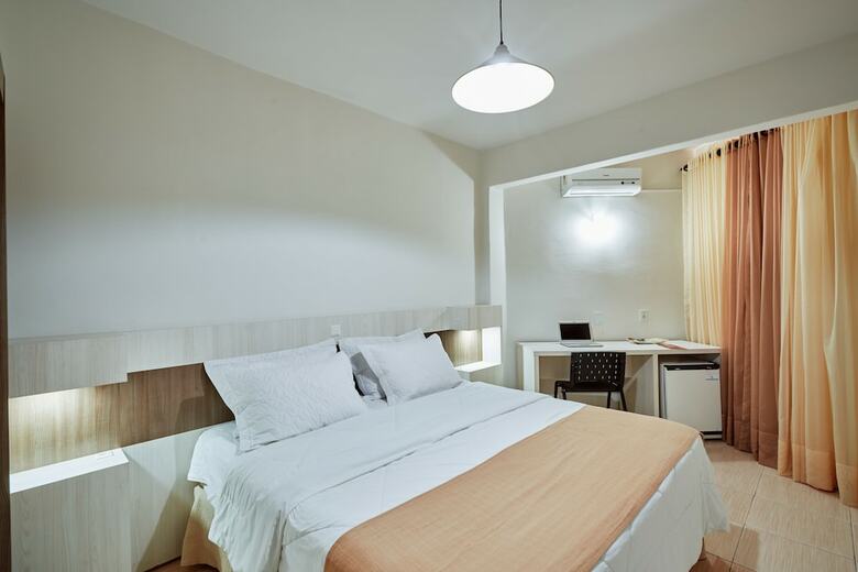 Harbor Quer�ncia Hotel