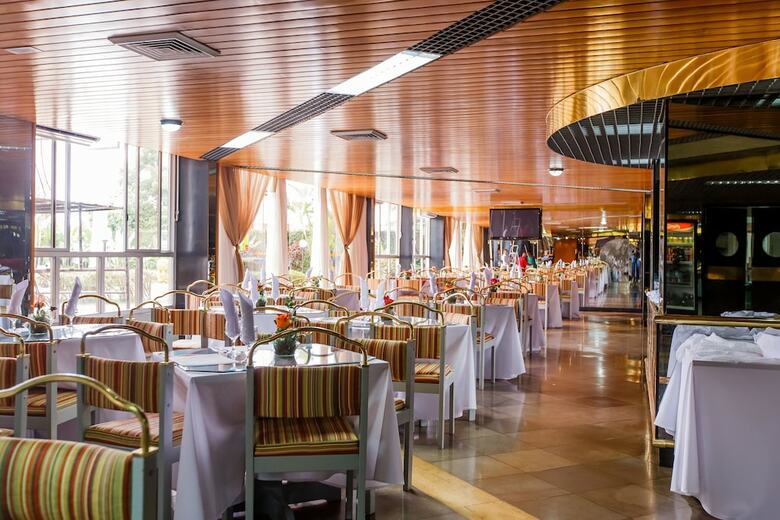 Harbor Quer�ncia Hotel