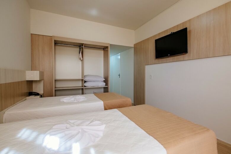 Harbor Quer�ncia Hotel